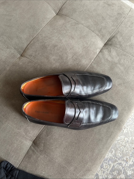 Magnanni Other - Magnanni Men's Brown Leather Penny Loafers